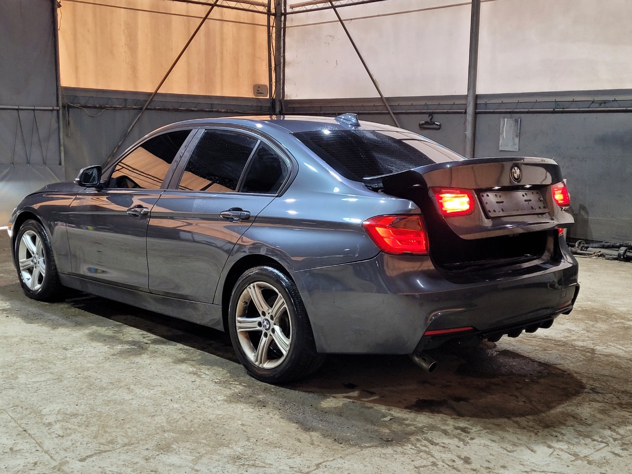 2015 BMW 3 Series (F30)