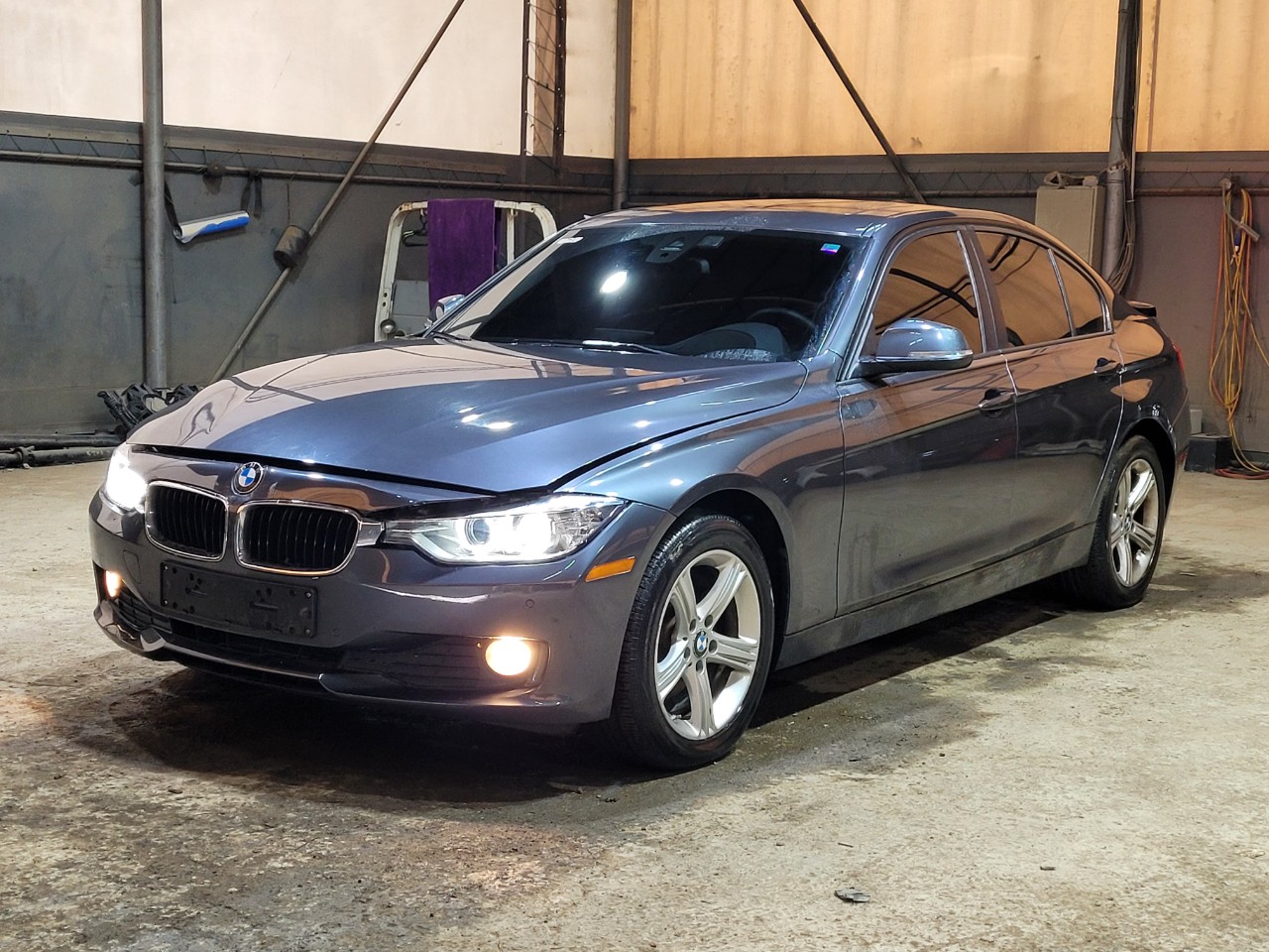 2015 BMW 3 Series (F30)