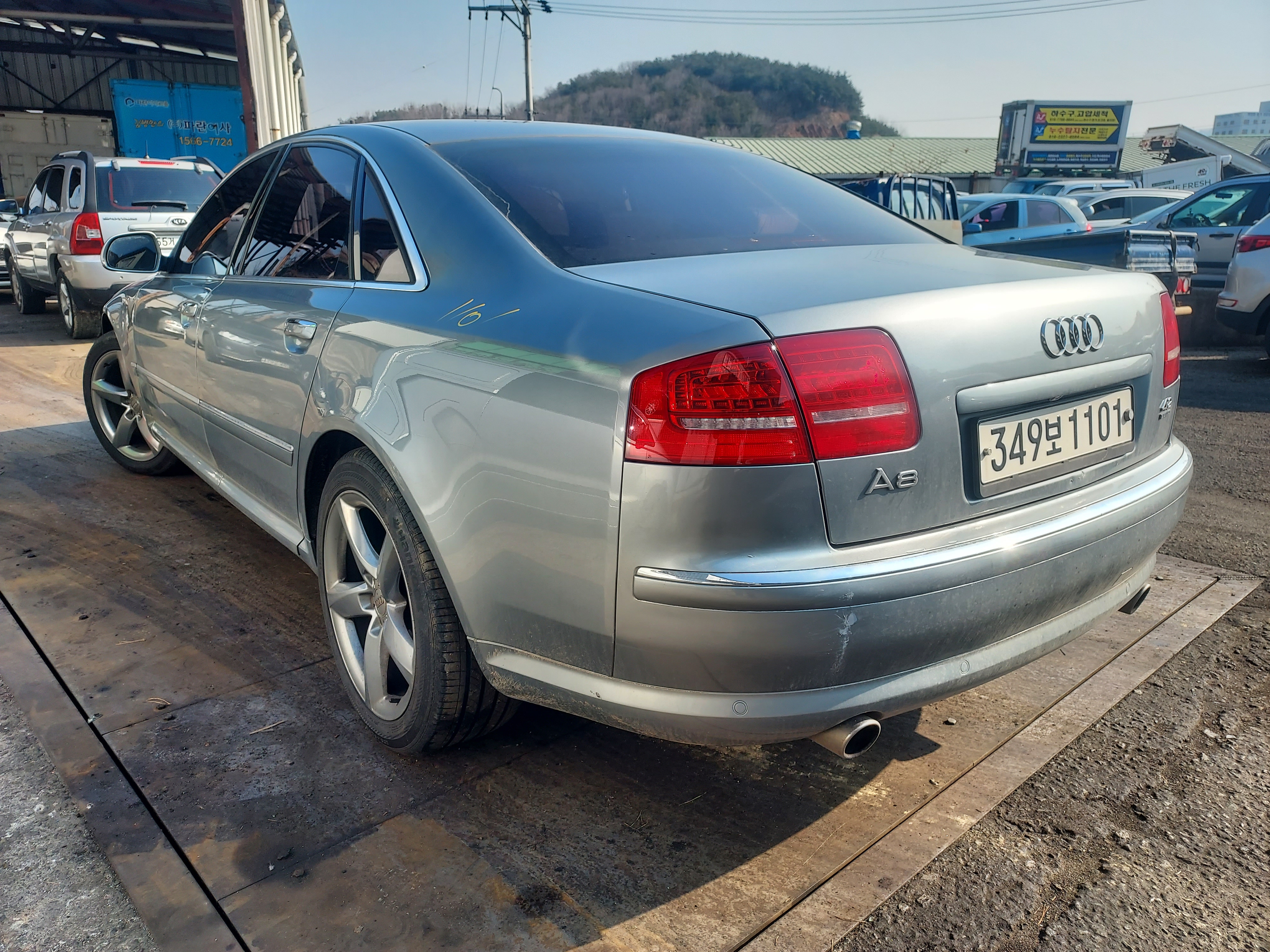 2009 Audi A8
