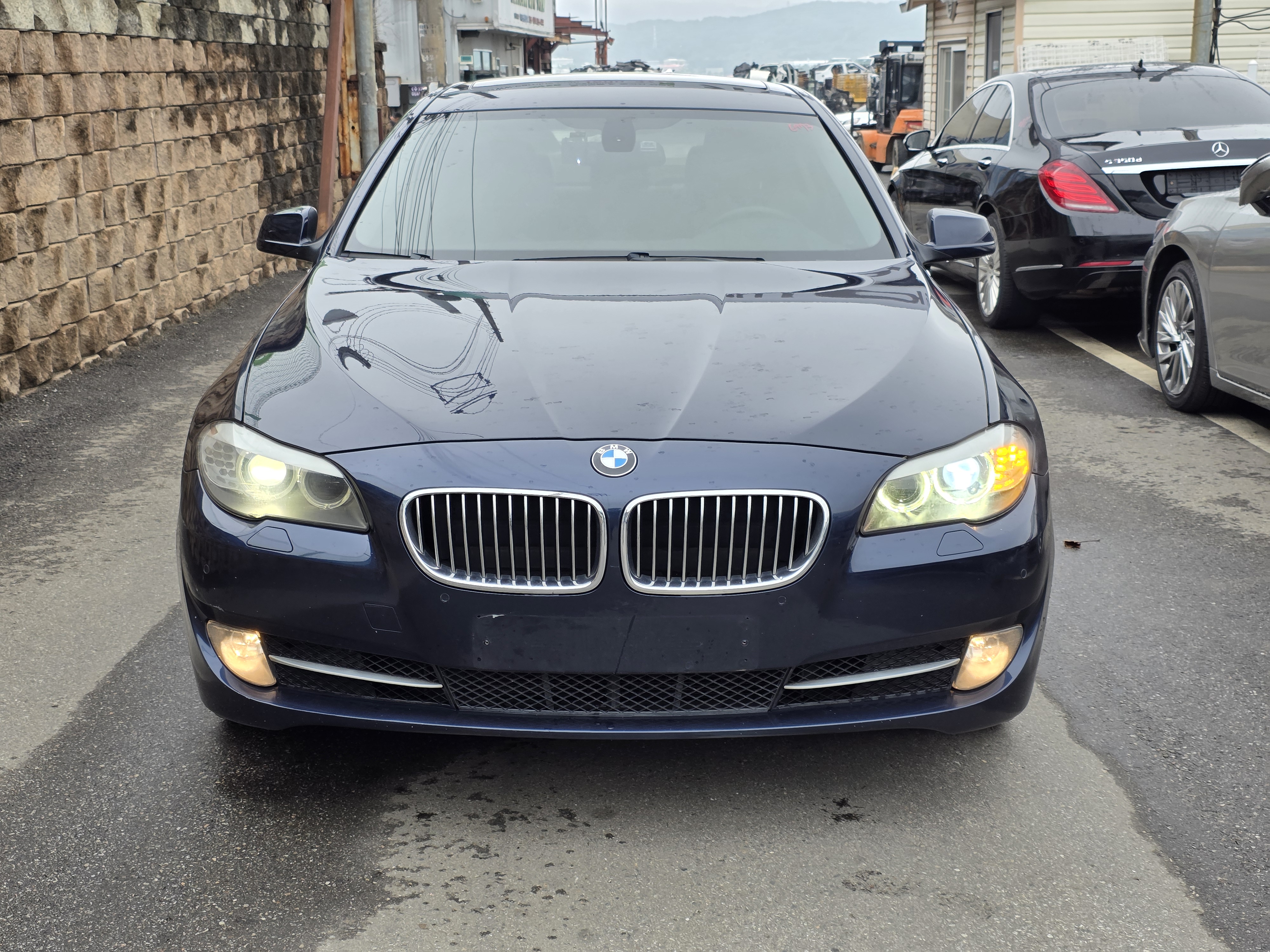 2011 BMW 5 Series (F10)