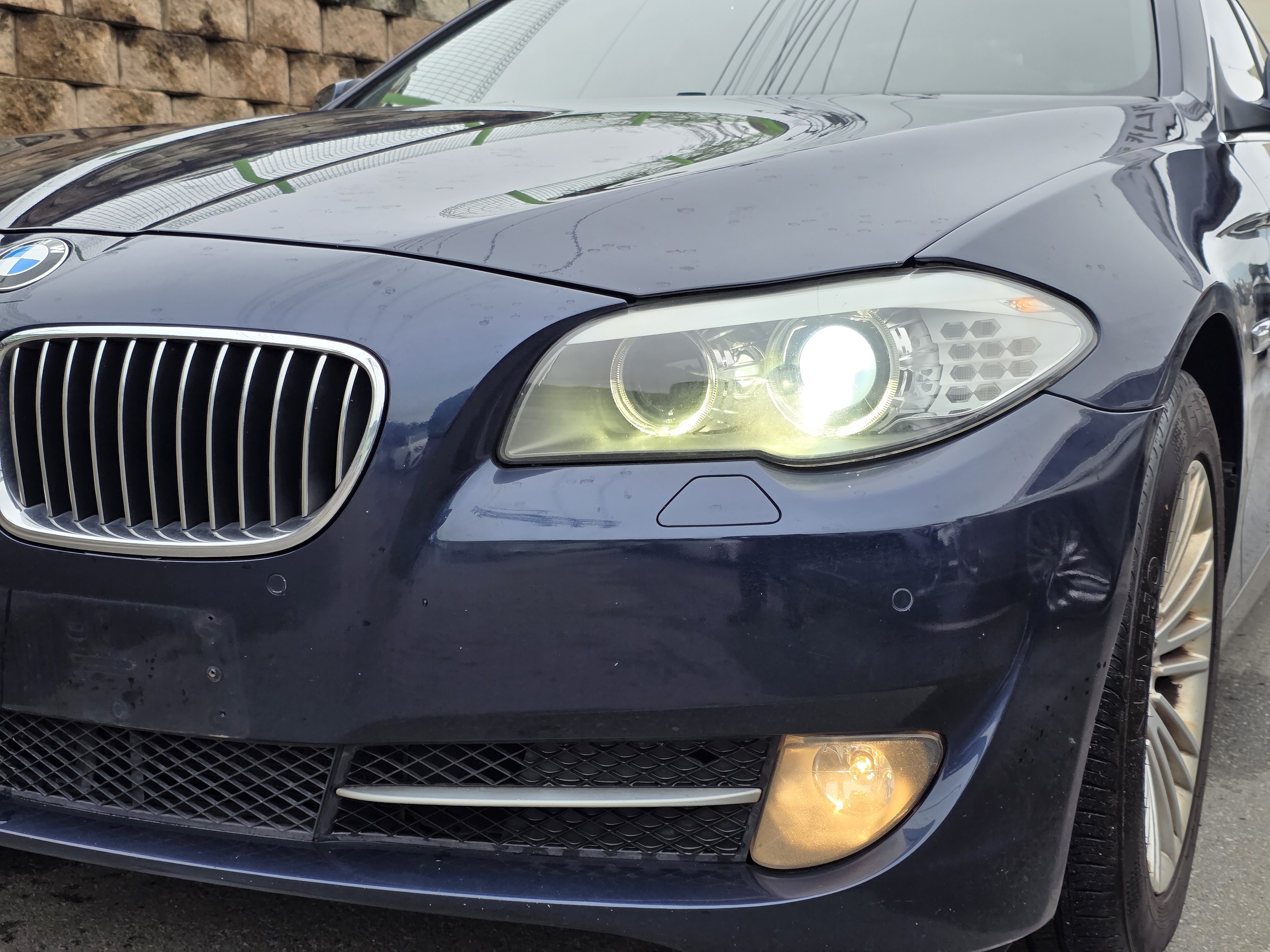 2011 BMW 5 Series (F10)