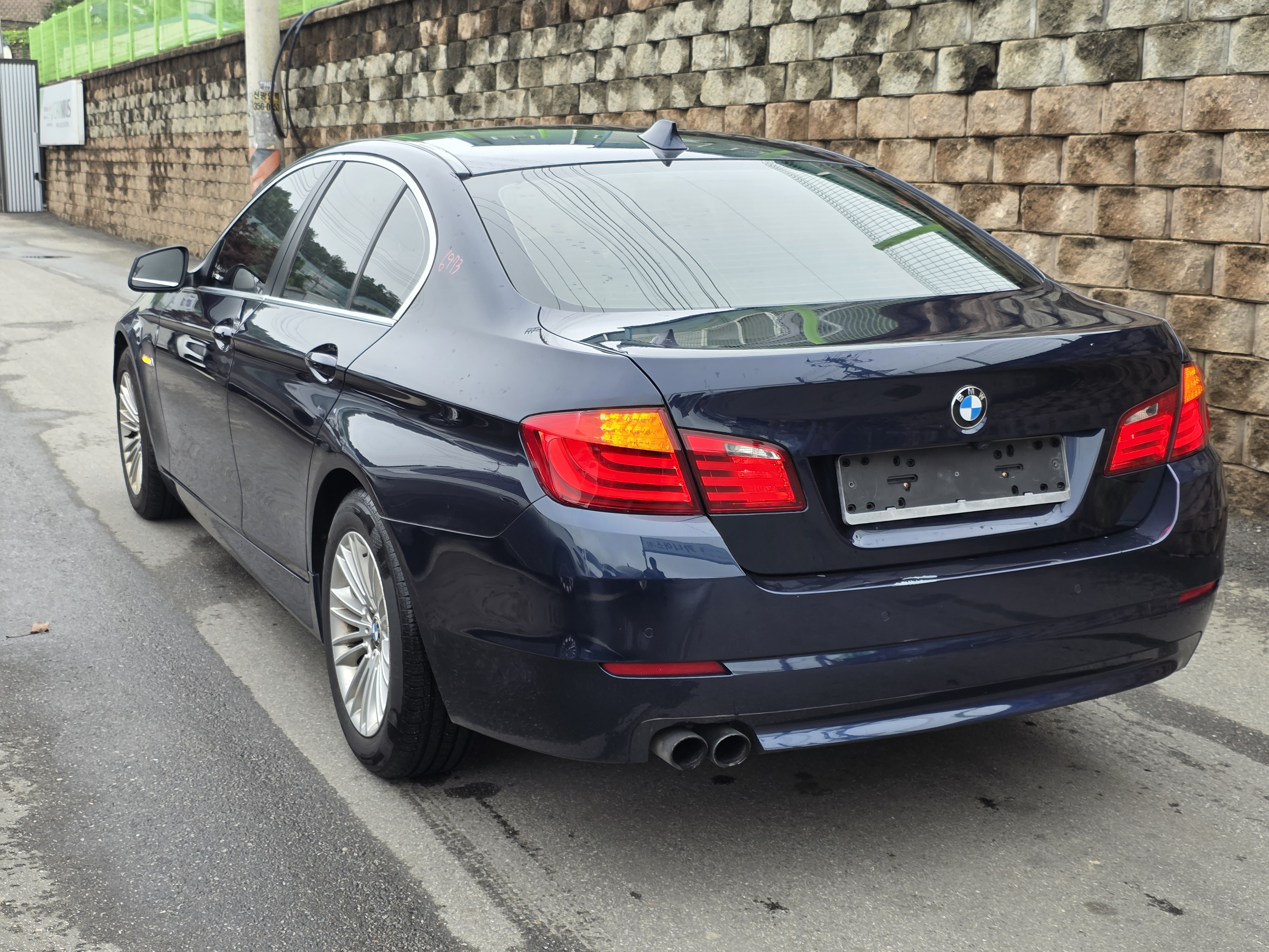 2011 BMW 5 Series (F10)