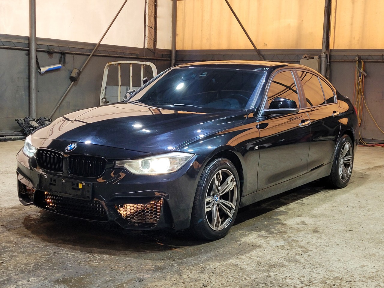 2014 BMW 3 Series (F30)