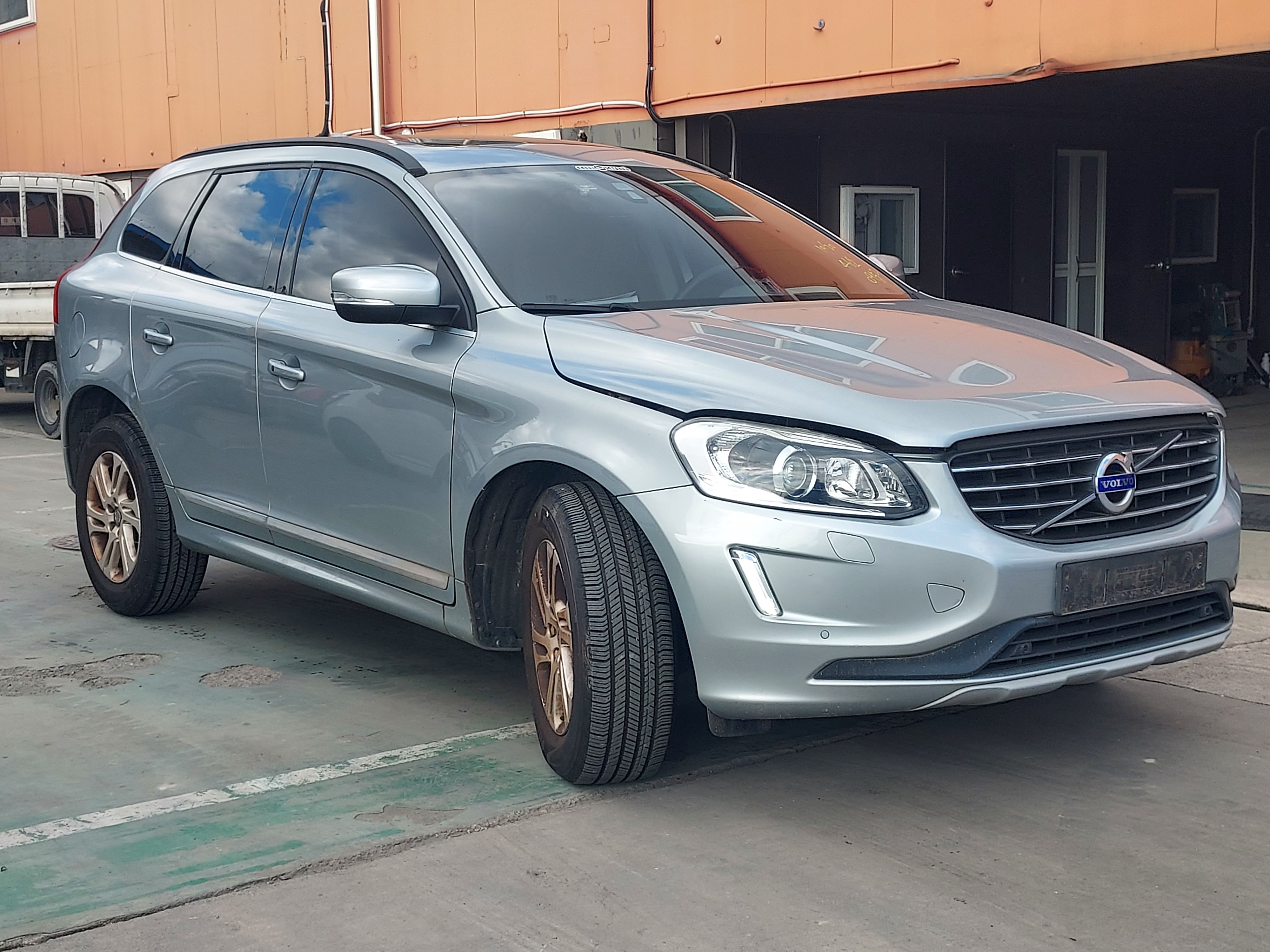 2016 Volvo XC60