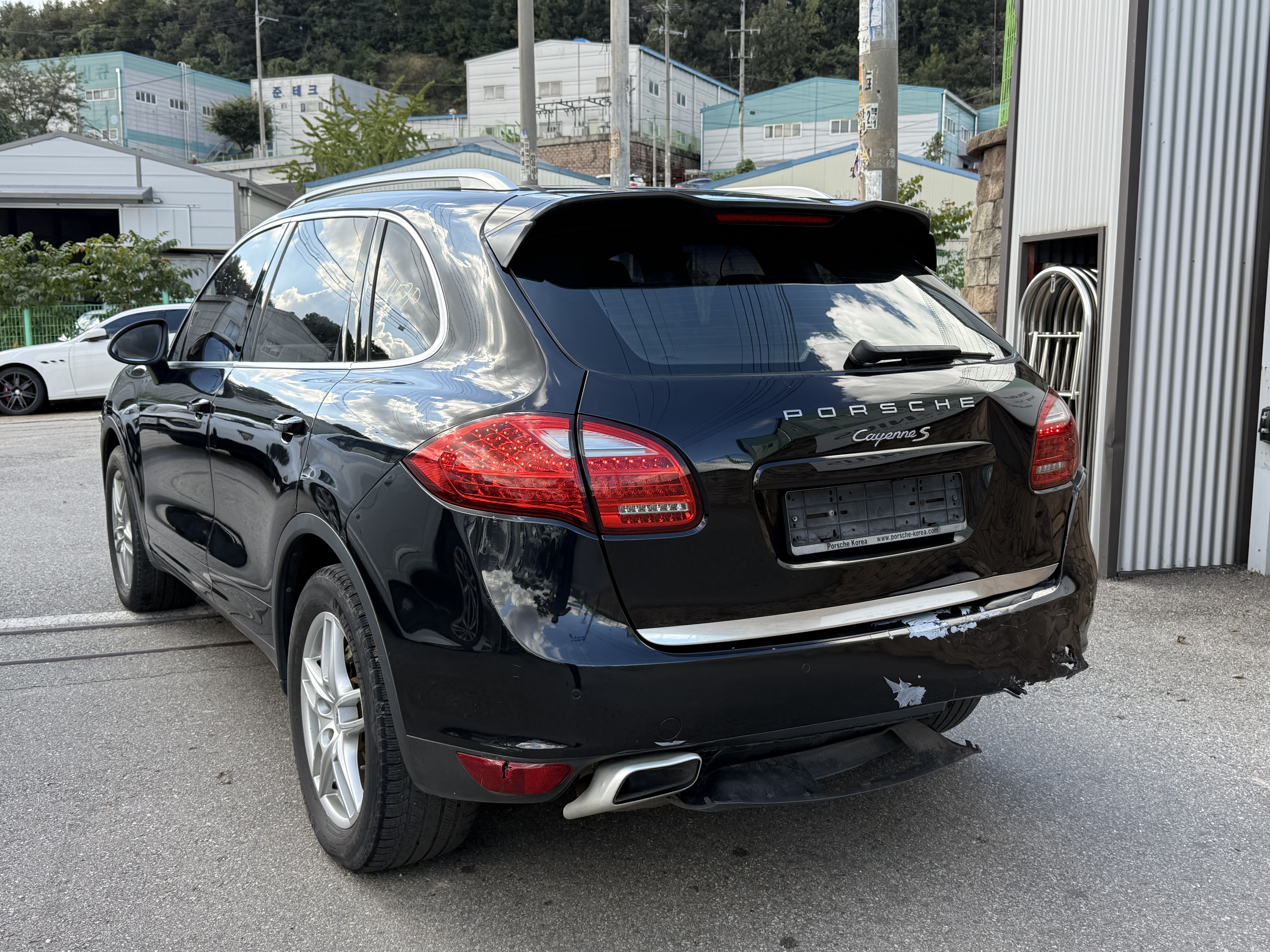 2011 Porsche New Cayenne