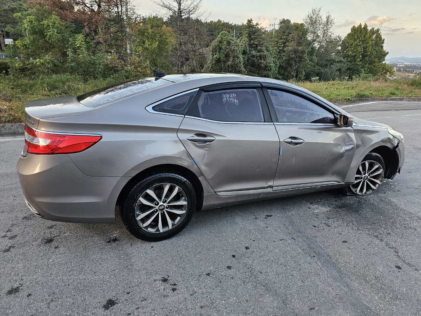 2012 Hyundai Grandeur HG