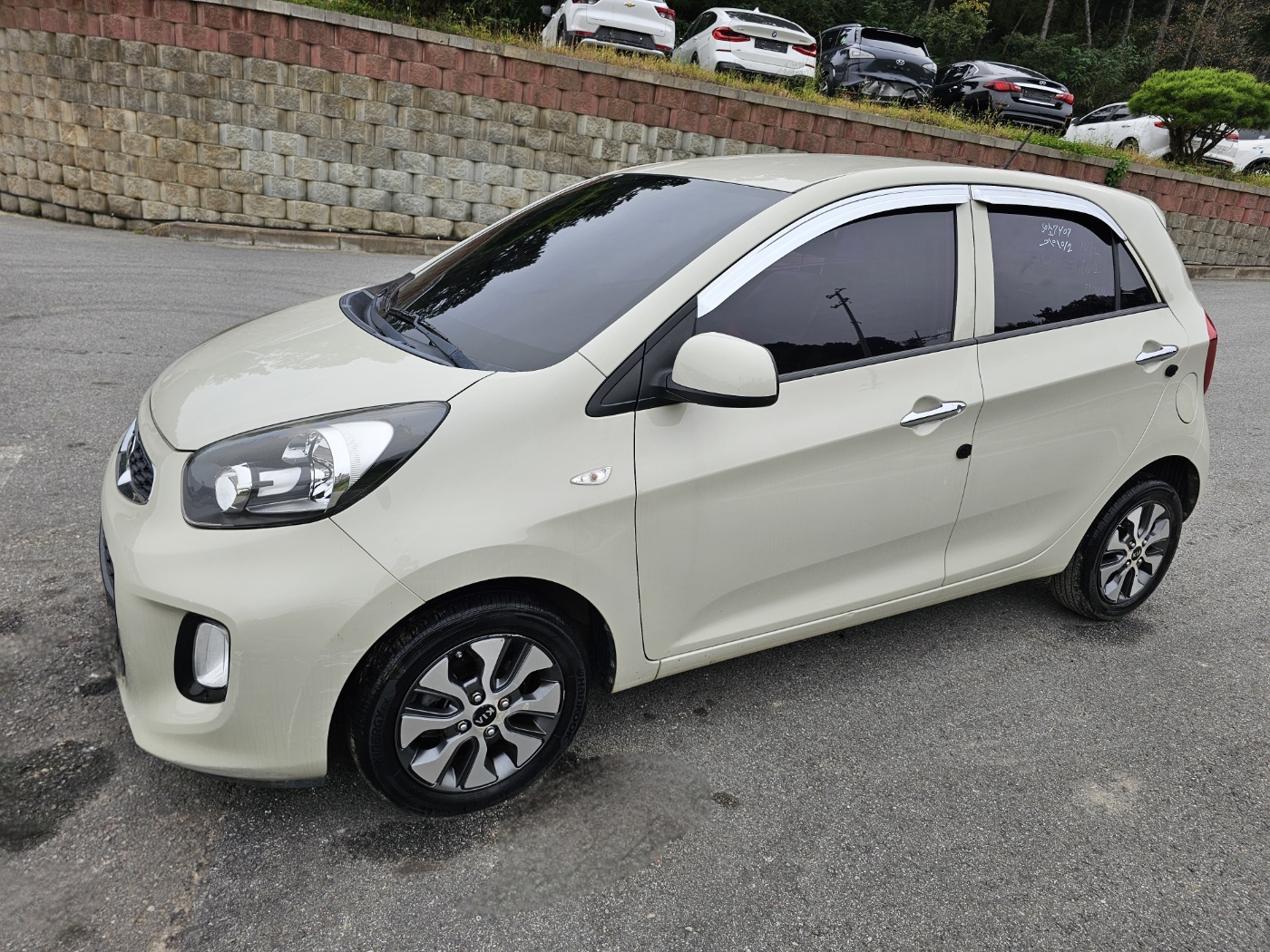 2016 Kia The New Morning