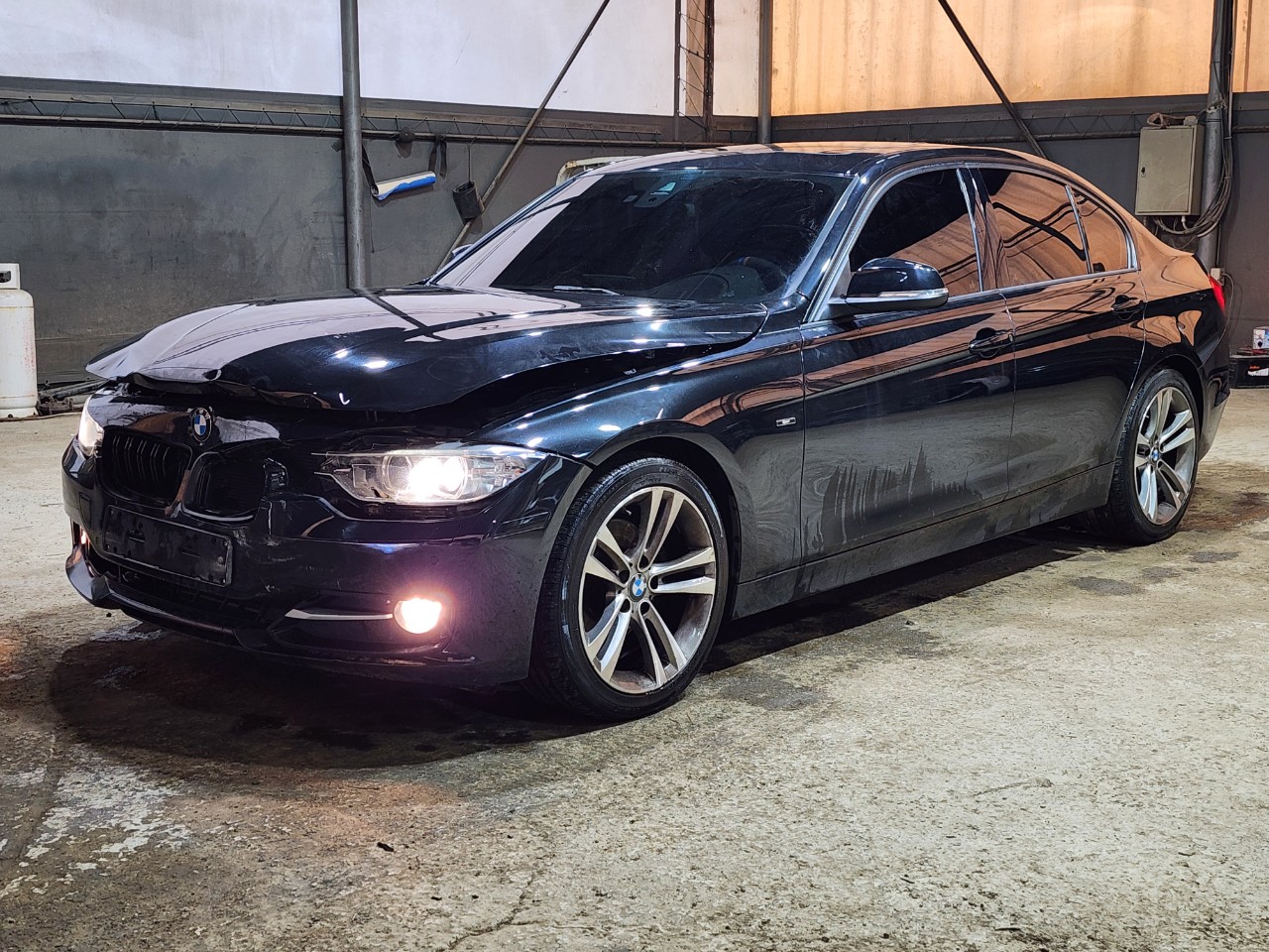 2014 BMW 3 Series (F30)