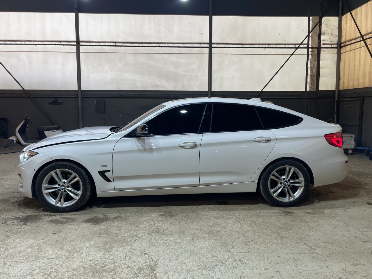 2018 BMW 3 Series GT