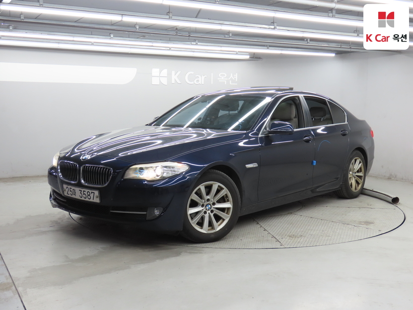 2012 BMW 5 Series (F10)