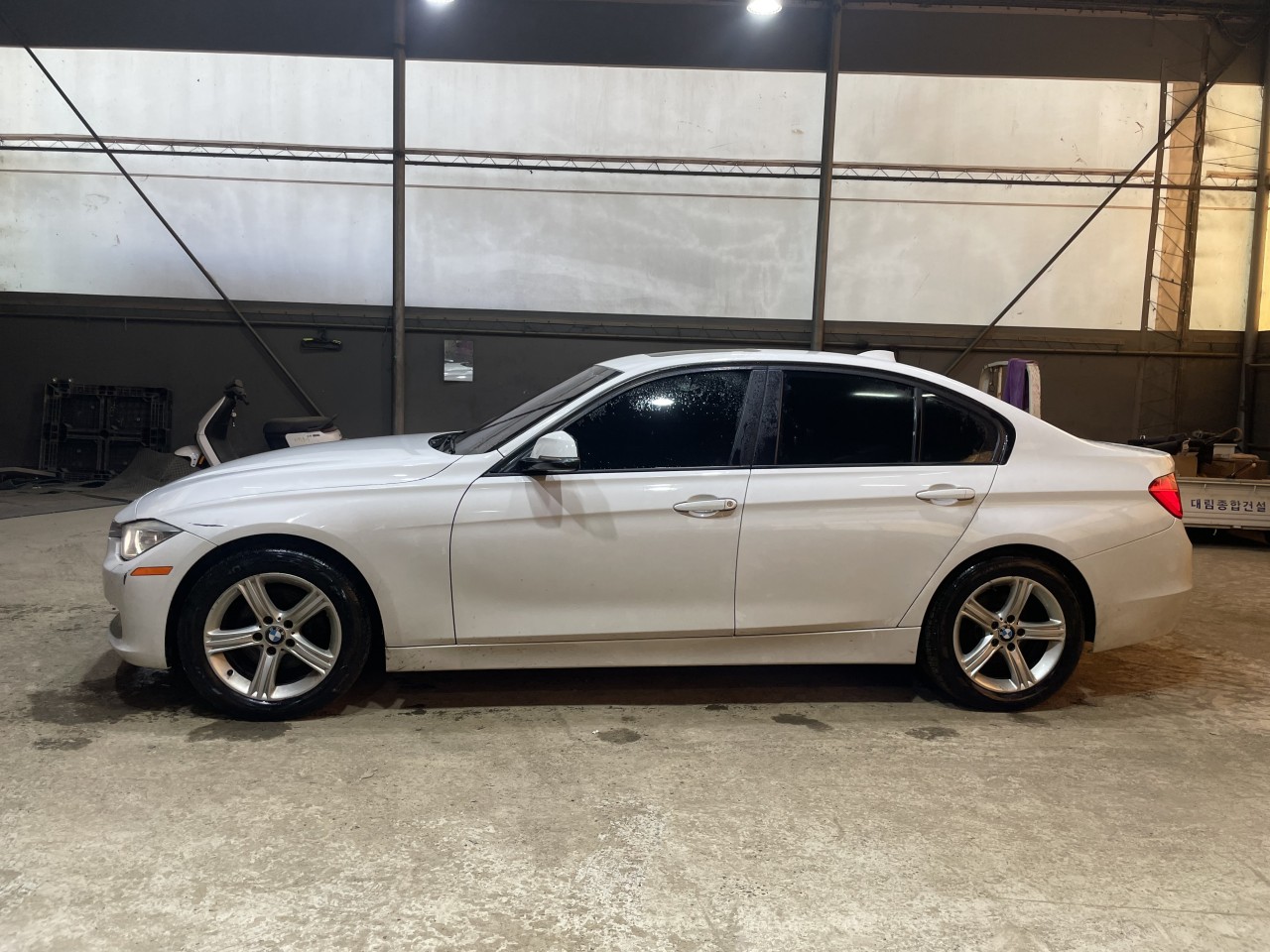 2014 BMW 3 Series (F30)