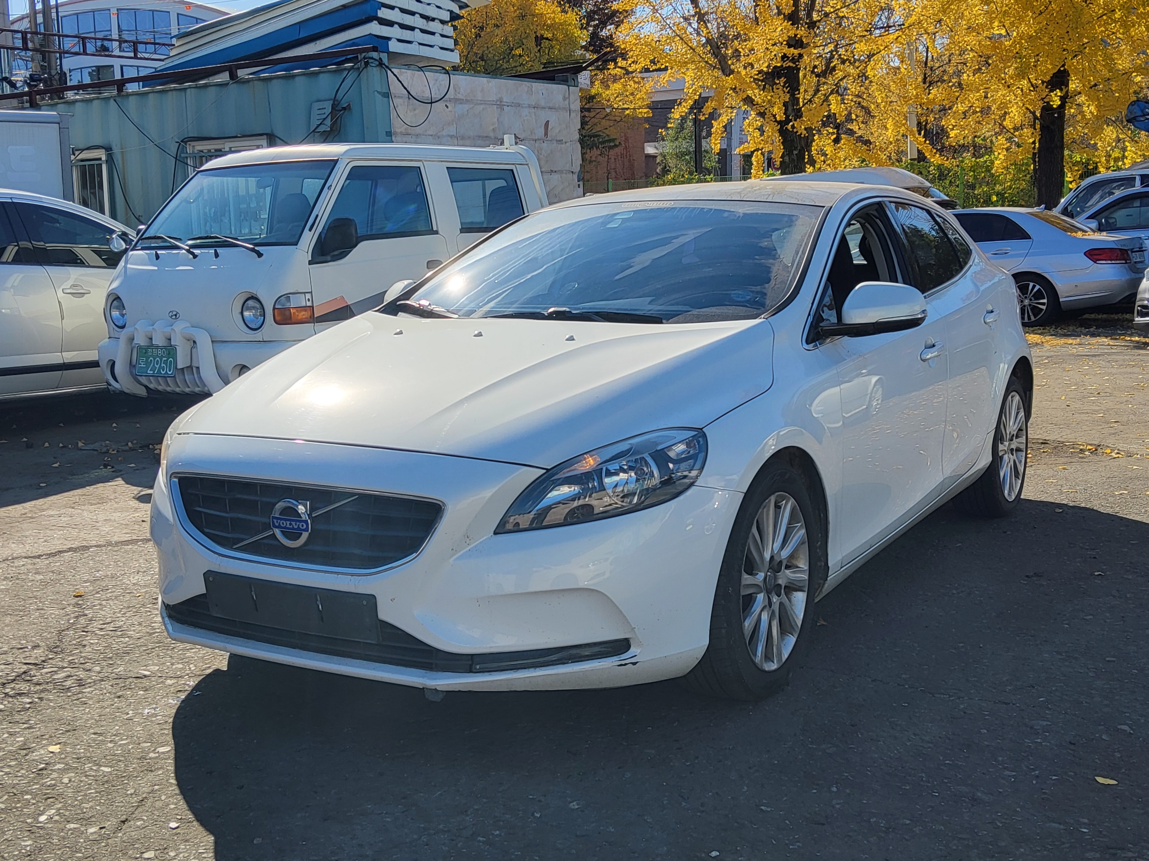2015 Volvo V40