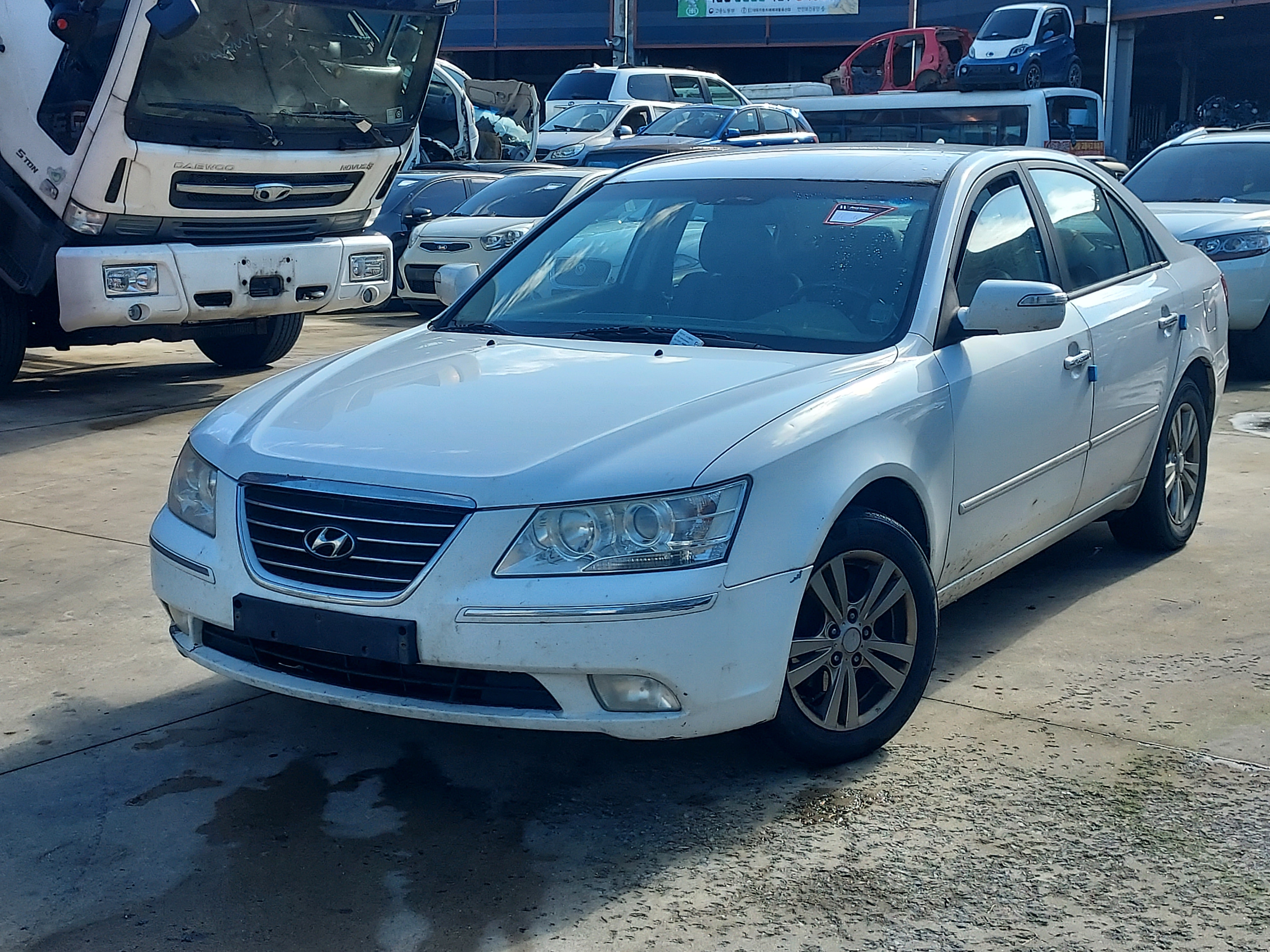 2009 Hyundai NF Sonata Transform