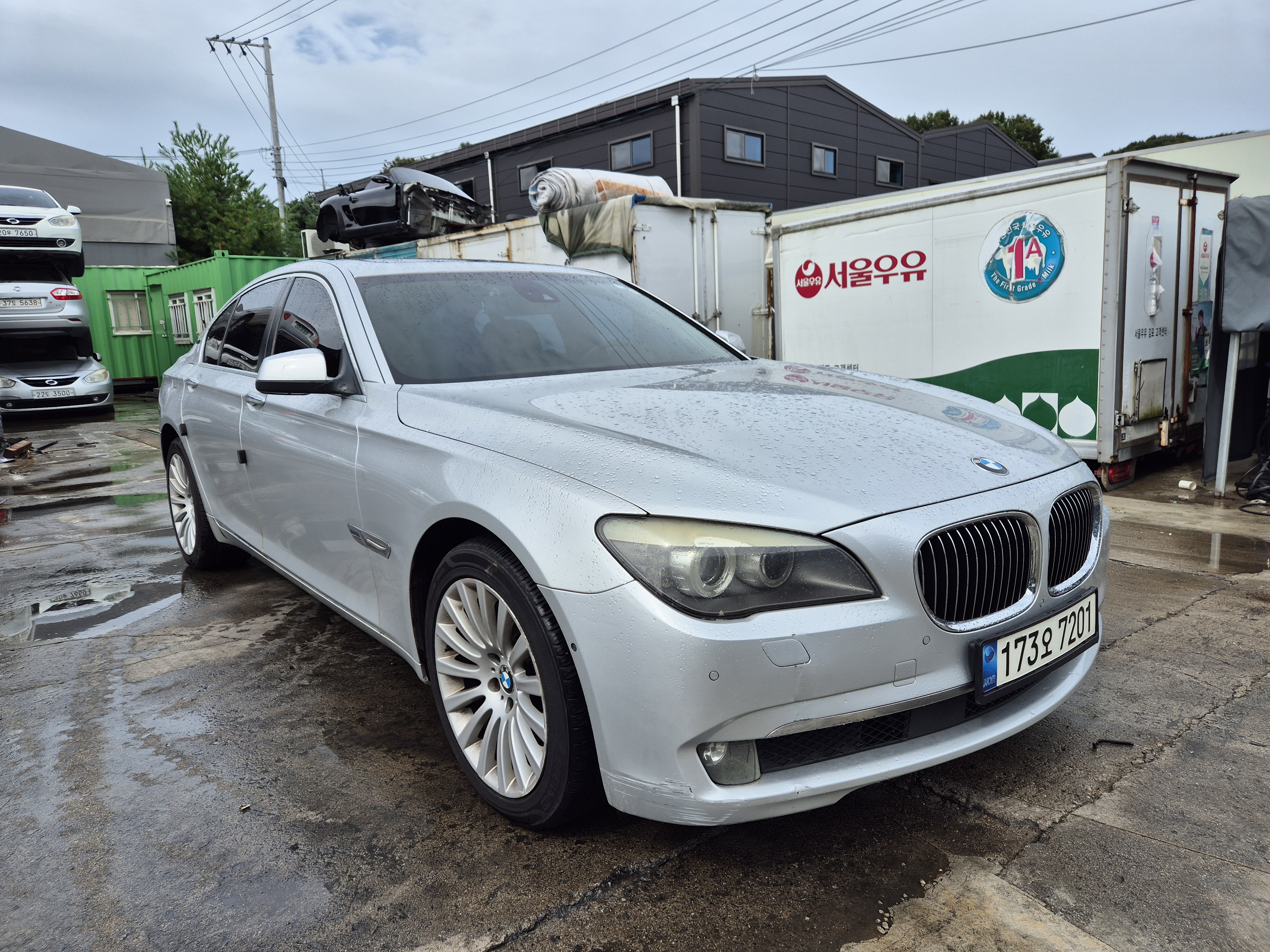 2012 BMW 7 Series (F01)