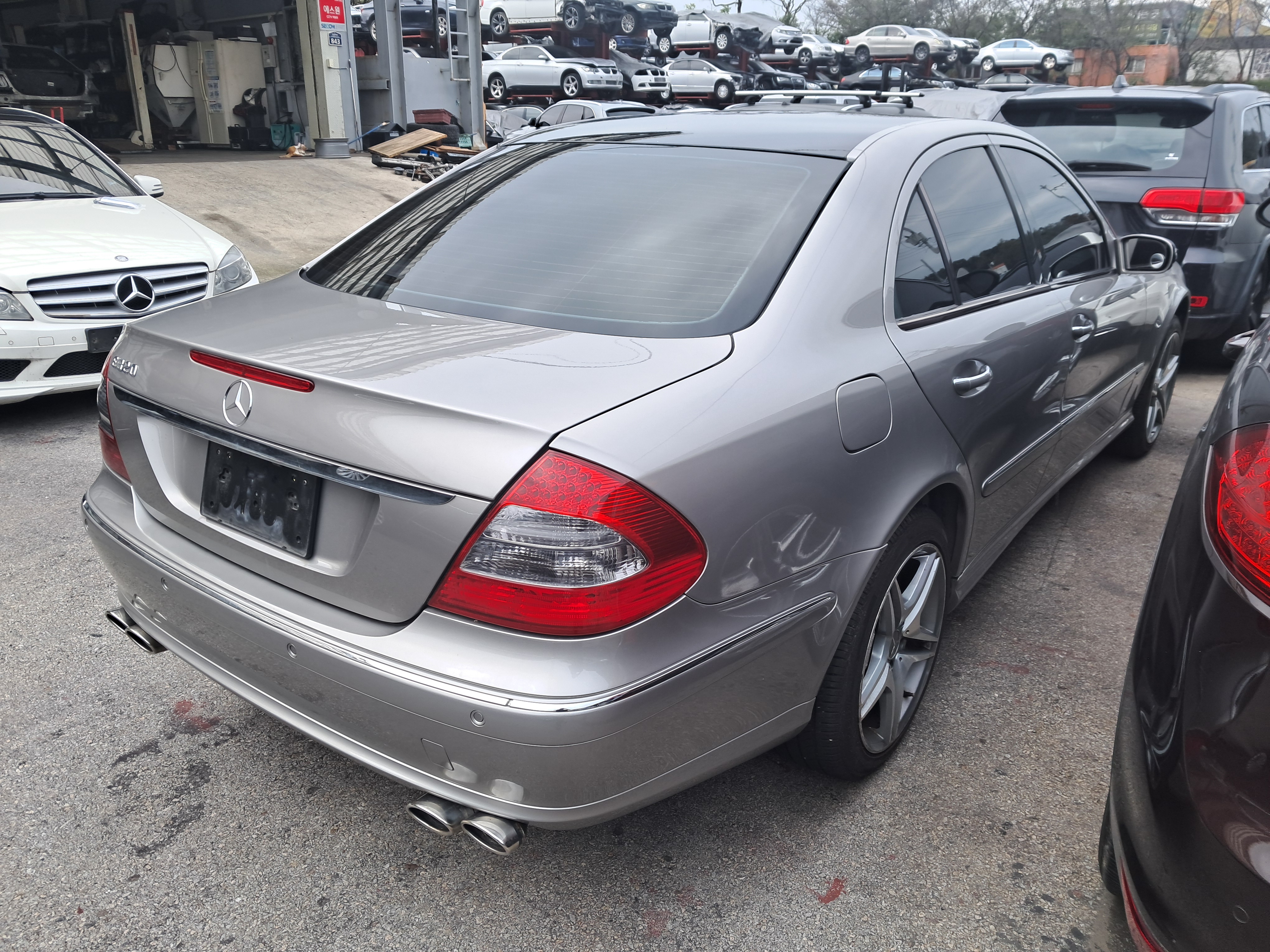 2004 Mercedes Benz E Class